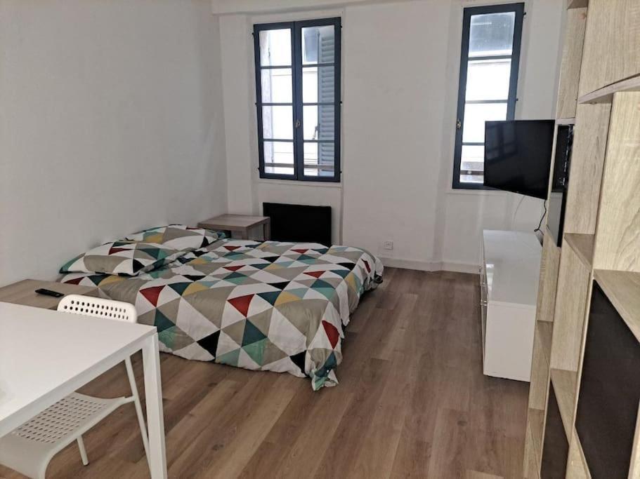 182, Proche Opera Appartement *